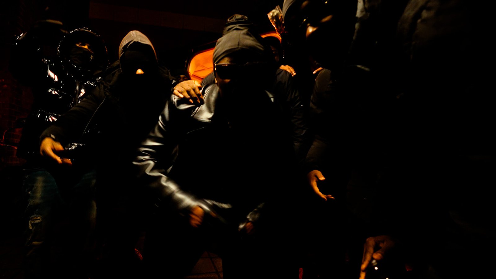 CLIP_V4.00_00_31_14.Still004