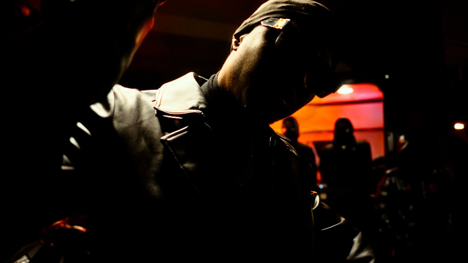 CLIP_V4.00_00_43_14.Still006